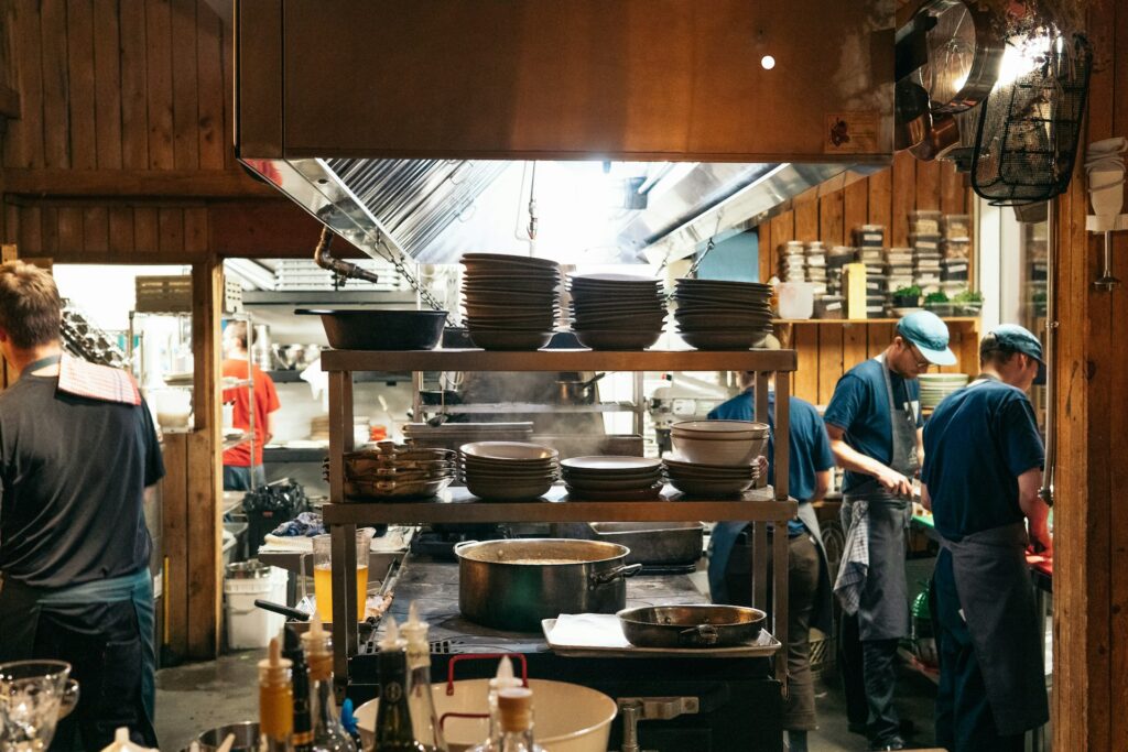 Commercial Pest Control in restaurants, hospitality, apartments, businesses, and residential homes in New York City and The Boroughs.